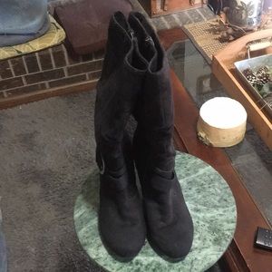 APT 9 tall black heeled boots size 6